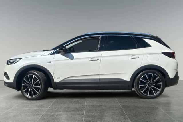 Opel Grandland X (2021) thumbnail 2