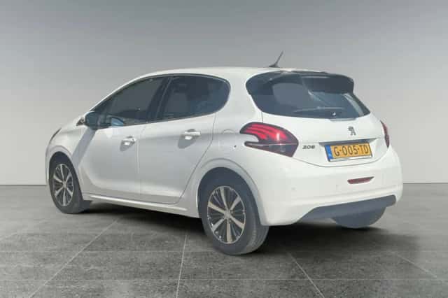 Peugeot 208 (2019) thumbnail 3