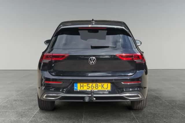 Volkswagen Golf (2020) thumbnail 4