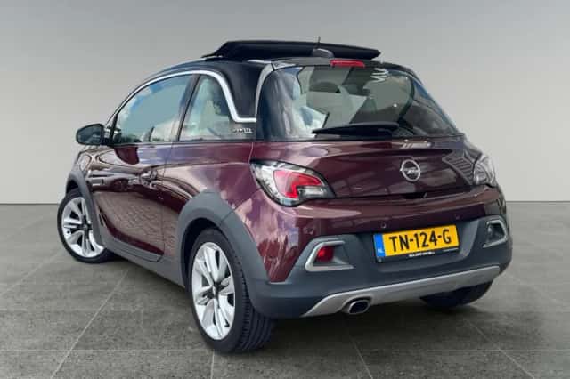 Opel Adam (2018) thumbnail 3