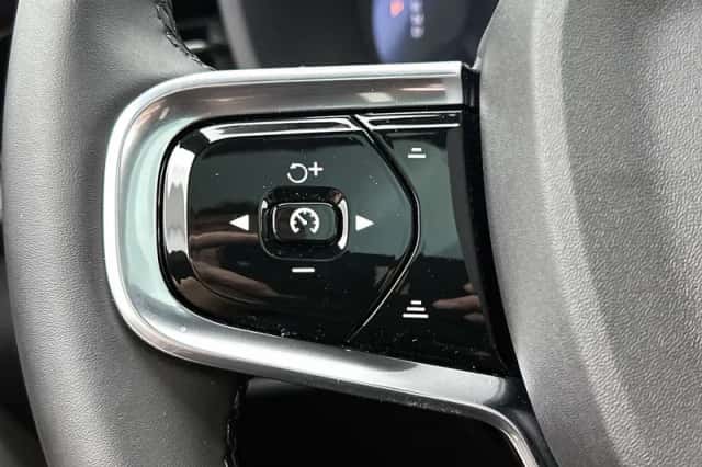 Polestar 2 (2025) thumbnail 6