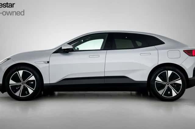 Polestar 4 (2024) thumbnail 2