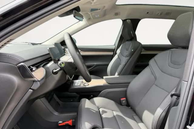 Volvo EX90 (2026) thumbnail 6