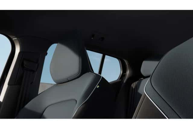 Volvo EX30 (2026) thumbnail 5