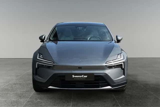 Polestar 4 (2024) thumbnail 2