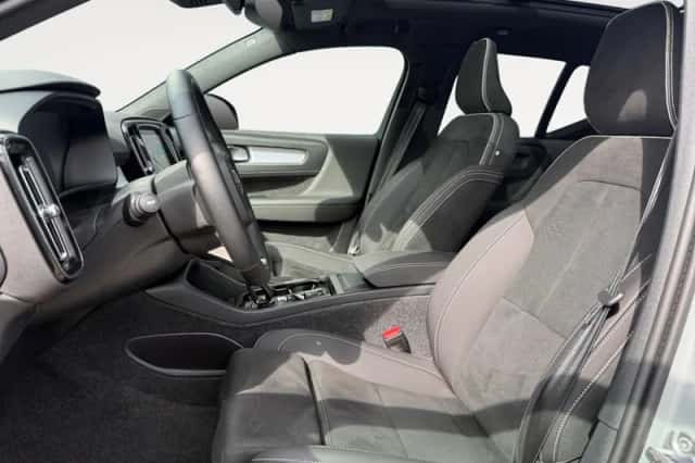 Volvo XC40 (2026) thumbnail 6
