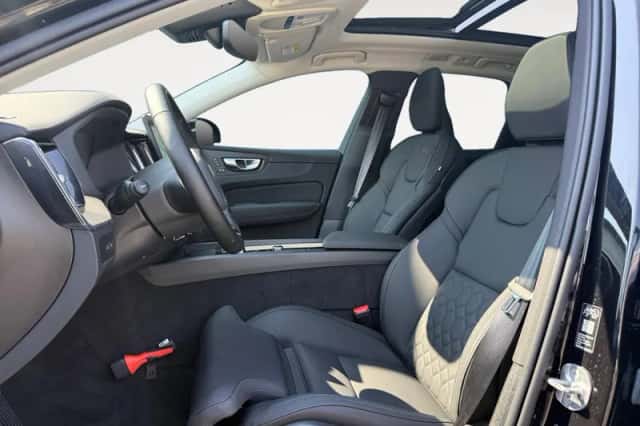 Volvo XC60 (2026) thumbnail 5