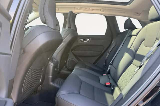 Volvo XC60 (2026) thumbnail 6