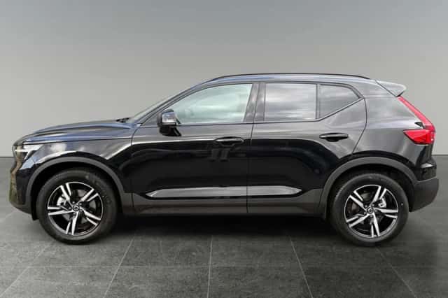 Volvo XC40 (2026) thumbnail 2