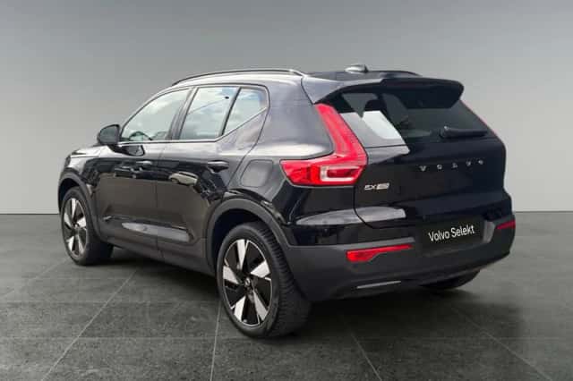 Volvo EX40 (2025) thumbnail 3