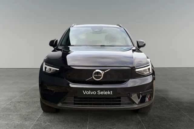Volvo EX40 (2025) thumbnail 5