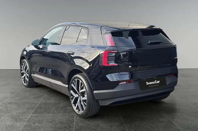 Volvo EX30 (2026) thumbnail 3