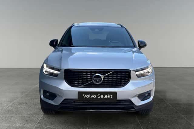 Volvo XC40 (2018) thumbnail 5