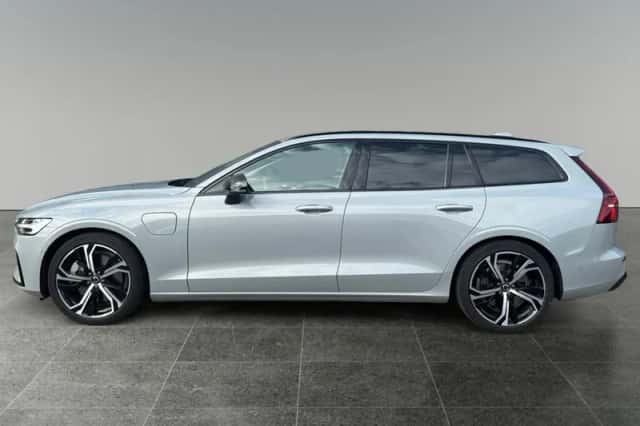 Volvo V60 (2024) thumbnail 2