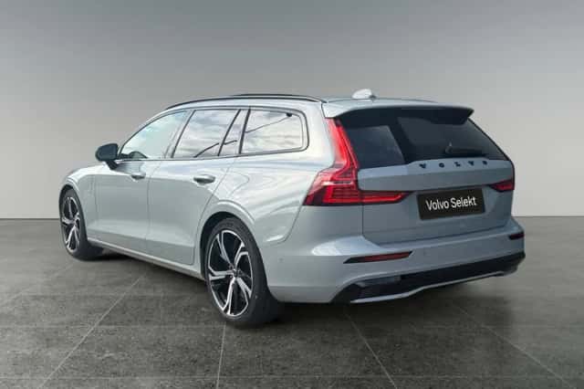 Volvo V60 (2024) thumbnail 3