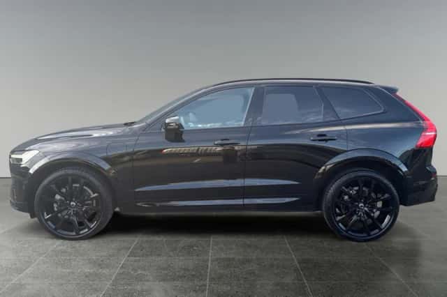 Volvo XC60 (2023) thumbnail 2