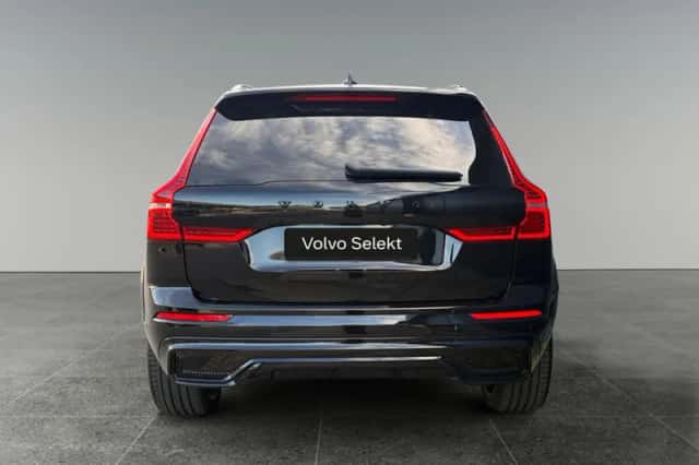 Volvo XC60 (2023) thumbnail 4