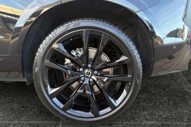 Volvo XC60 (2023) thumbnail 6