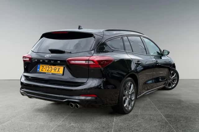 Ford Focus (2024) thumbnail 2