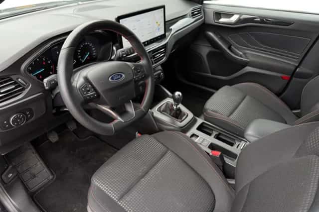 Ford Focus (2024) thumbnail 6