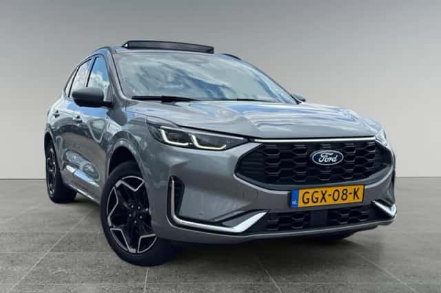 Ford Kuga (2024) thumbnail 2