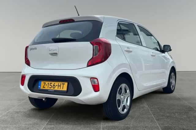 Kia Picanto (2024) thumbnail 5