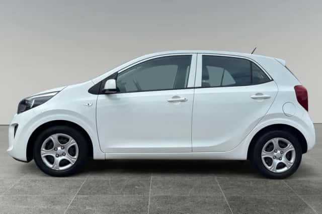 Kia Picanto (2024) thumbnail 2