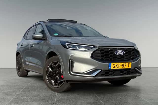 Ford Kuga (2024) thumbnail 2