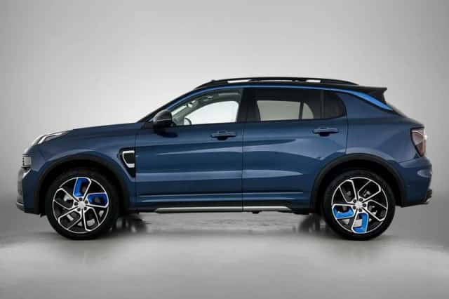 Lynk & Co 01 (2023) thumbnail 2