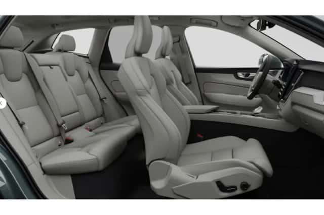 Volvo XC60 (2026) thumbnail 2