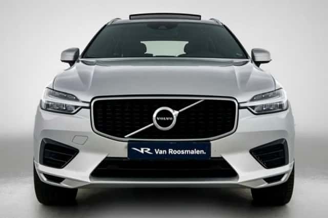 Volvo XC60 (2019) thumbnail 5