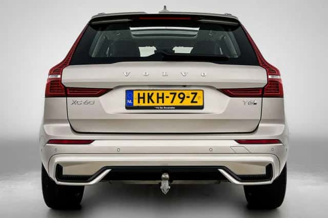 Volvo XC60 (2025) thumbnail 3