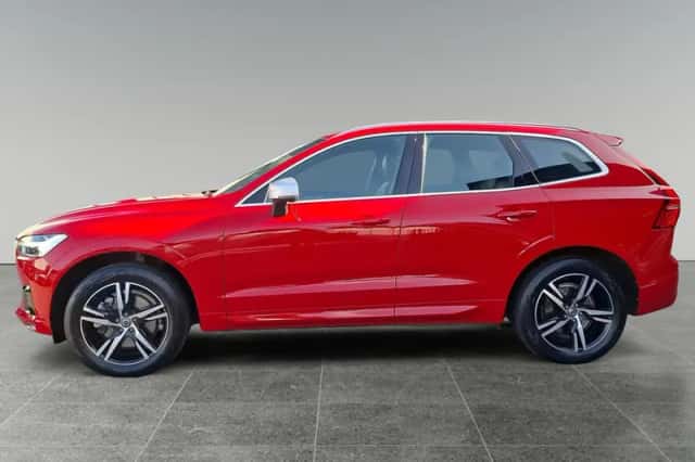 Volvo XC60 (2018) thumbnail 3