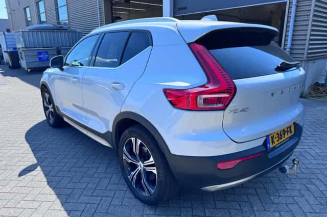 Volvo XC40 (2021) thumbnail 5