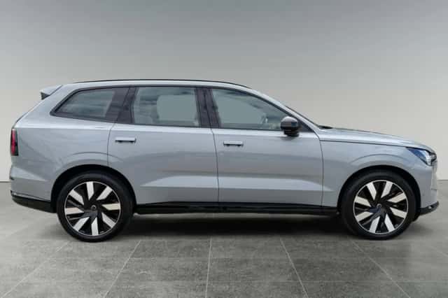 Volvo EX90 (2025) thumbnail 6