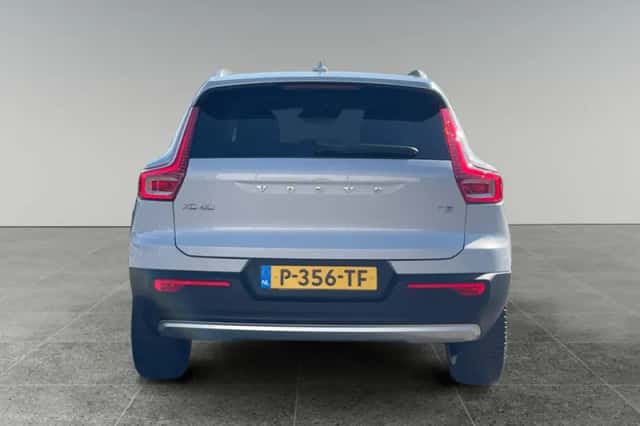 Volvo XC40 (2020) thumbnail 5