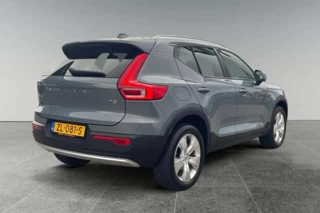Volvo XC40 (2019) thumbnail 6