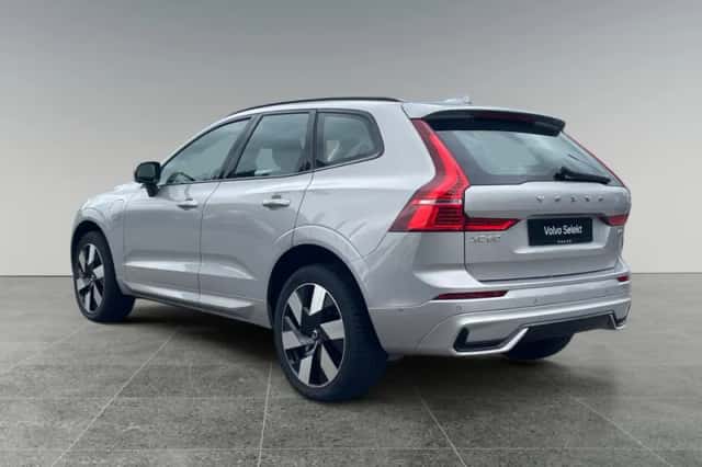 Volvo XC60 (2025) thumbnail 3