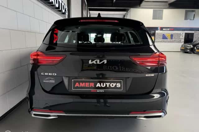 Kia Ceed (2021) thumbnail 5