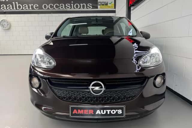 Opel Adam (2015) thumbnail 2