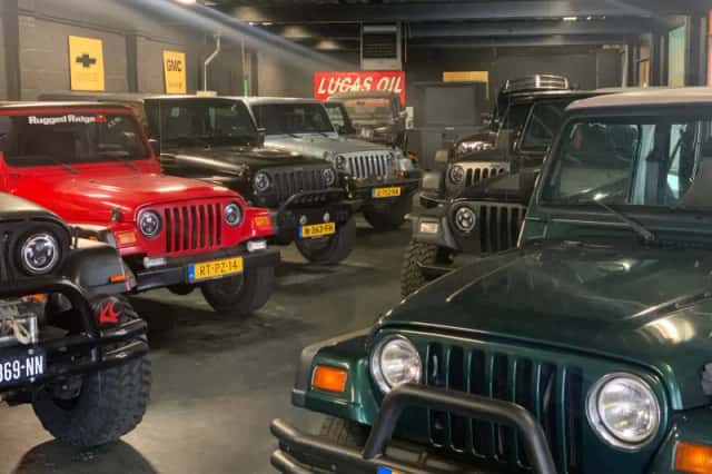 Jeep Wrangler (2006) thumbnail 3