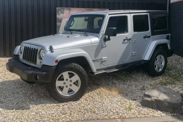 Jeep Wrangler (2007) thumbnail 1