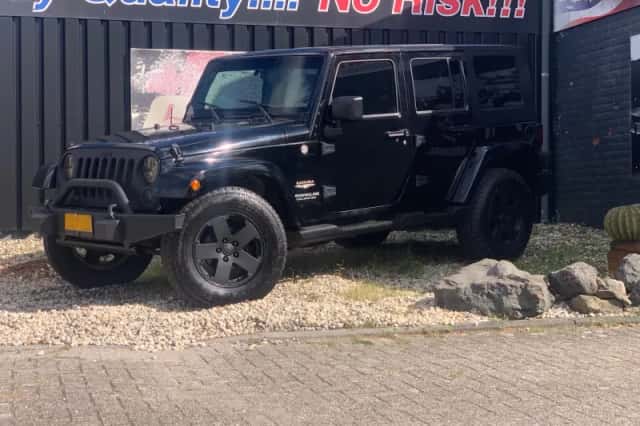 Jeep Wrangler (2007) thumbnail 3