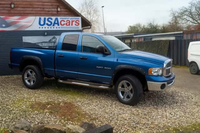 Dodge RAM (2002) thumbnail 2