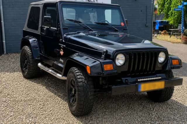 Jeep Wrangler (1997) thumbnail 5