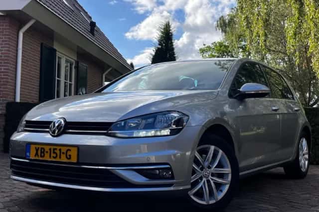 Volkswagen Golf (2018) thumbnail 5