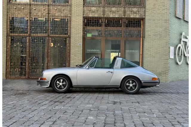 Porsche 911 (1970) thumbnail 6