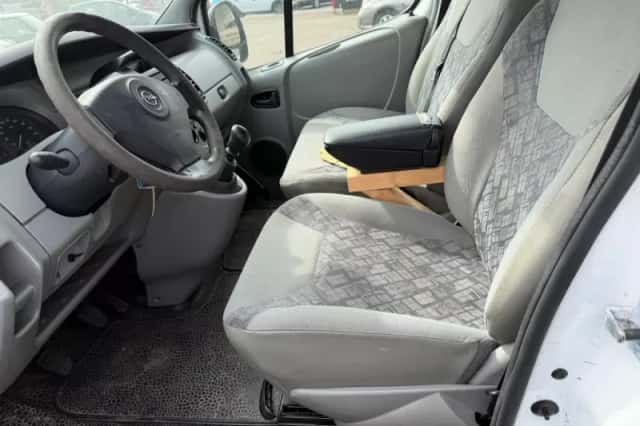 Opel Vivaro (2004) thumbnail 6