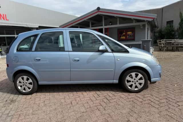 Opel Meriva (2007) thumbnail 2