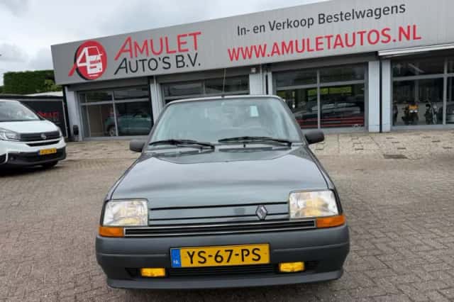 Renault 5 (1990) thumbnail 2
